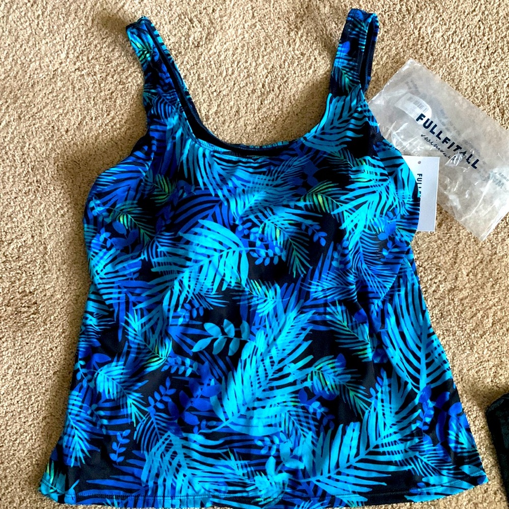 NWT FULLFITALL Plus Size Island Palm Tankini